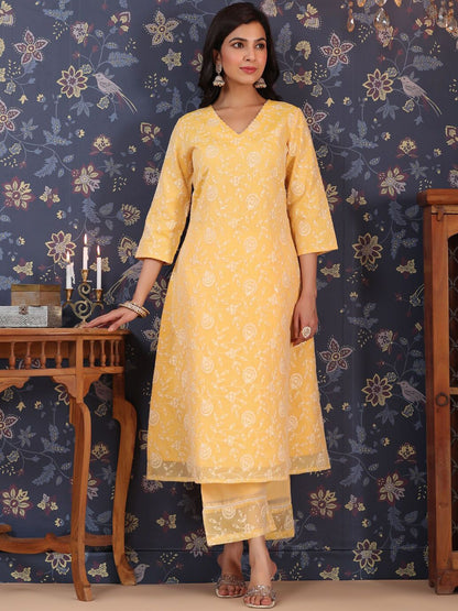 Dhiyona PD Women Ethnic Floral Embroidered Sequined Kurta With Palazzos