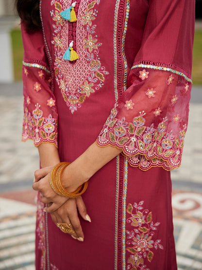 Women Floral Embroidered Regular Thread Work Kurta with Trousers & With Dupatta