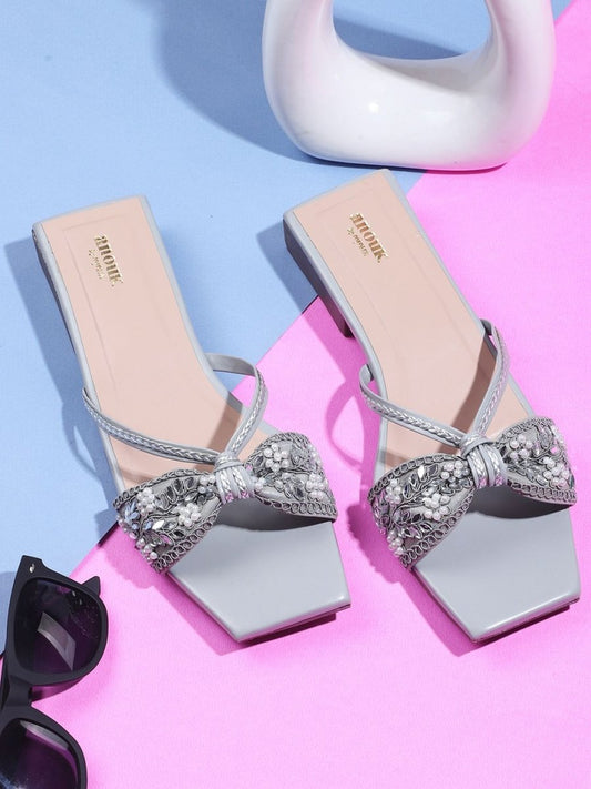 Dhiyona AK Grey Ethnic Embellished Open Toe Flats