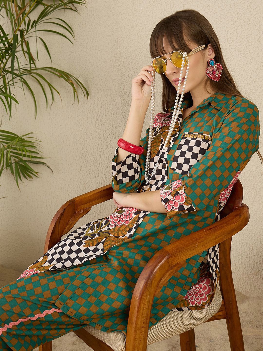 Dhiyona IE Women Checked Regular Pure Cotton Kurta with Trousers