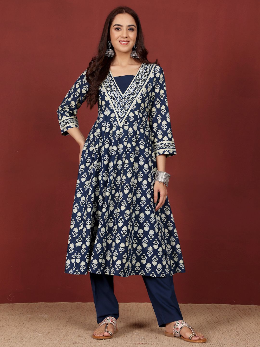 Dhiyona VA Women'sFloral Printed V-Neck Gotta Patti Pure Cotton A-Line Kurta With Trousers & Dupatta