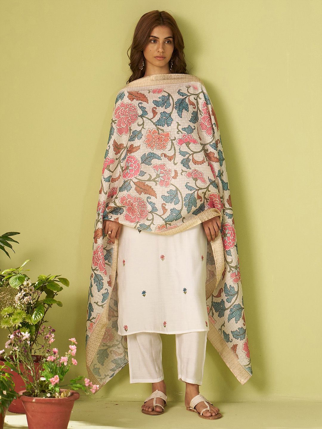 Women Floral Embroidered Kurta with Trousers & Dupatta