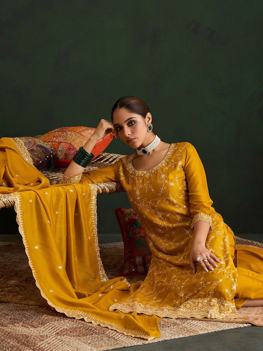 Dhiyona IE Floral Embroidered Thread Work Kurta With Trousers & Dupatta