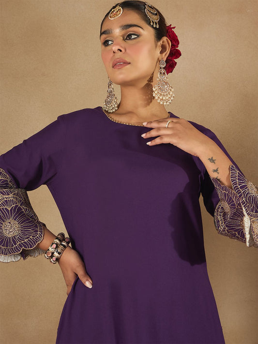 Dhiyona IE Floral Embroidered Three-Quarter Sleeves Tunic With Palazzo