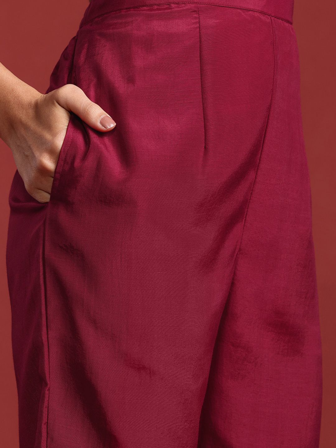 Dhiyona IE Floral Embroidered Zari Kurta With Trousers & Dupatta