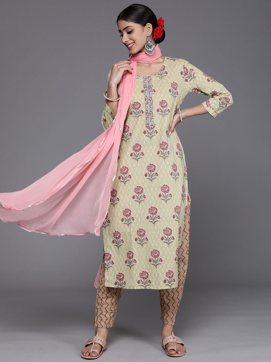Dhiyona VA Women's Green & Pink Floral Printed Pure Cotton Kurta with Trousers & Dupatta