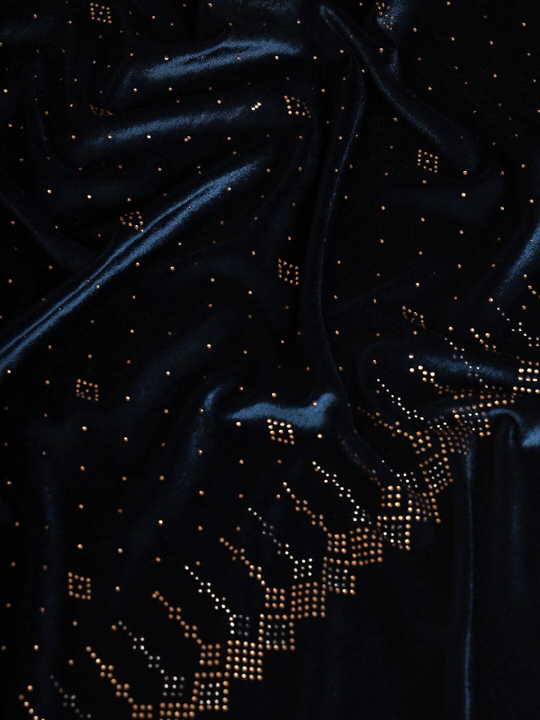 Dhiyona PA Crystal Work Velvet Shawl