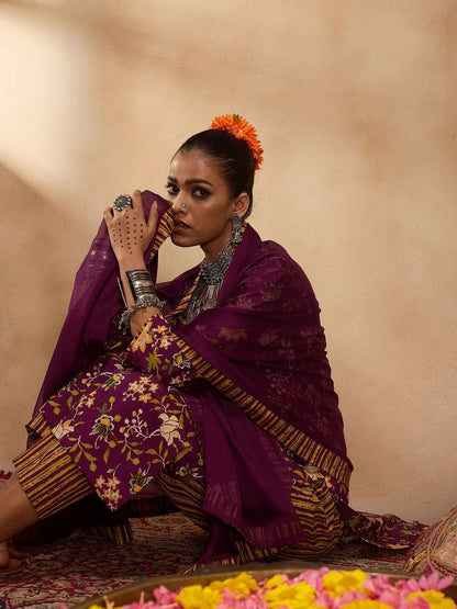 Dhiyona IE Floral Printed Straight Pure Cotton Kurta with Trousers & Dupatta