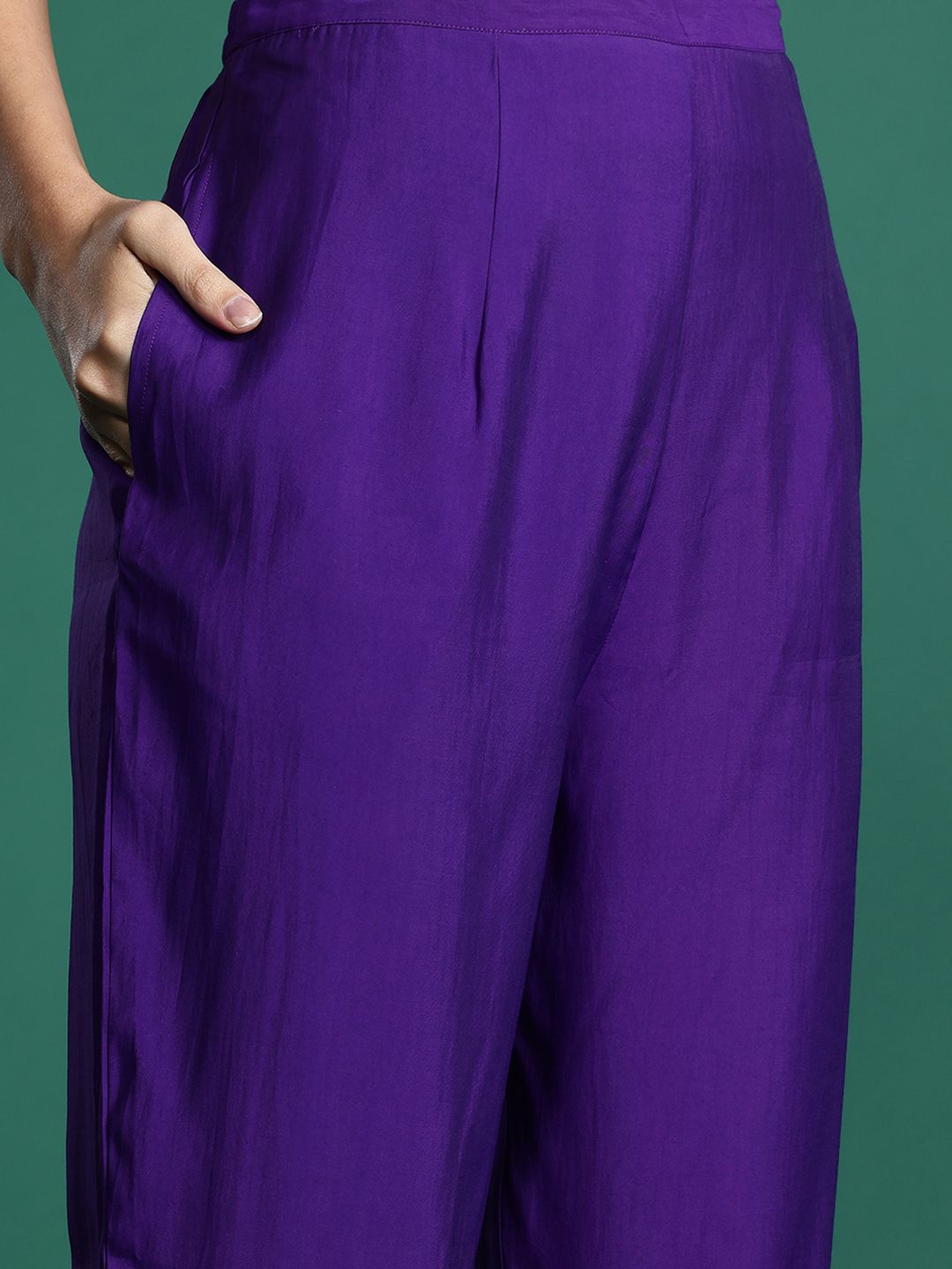 Ethnic Motifs Embroidered Sequinned Kurta with Trousers & With Dupatta