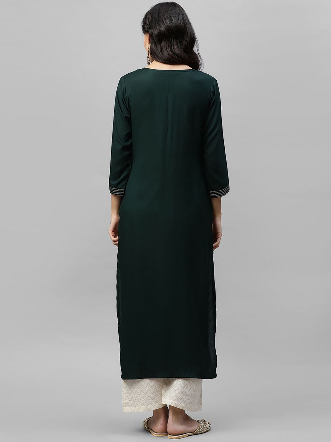Dhiyona IE Women Green Embroidered Straight Kurta