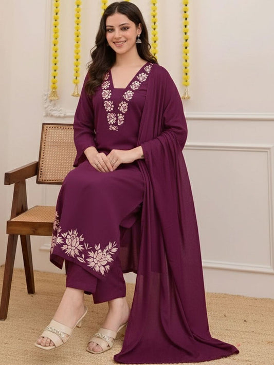 Dhiyona KL Women Floral Embroidered Regular Thread Work Kurta with Trousers & With Dupatta