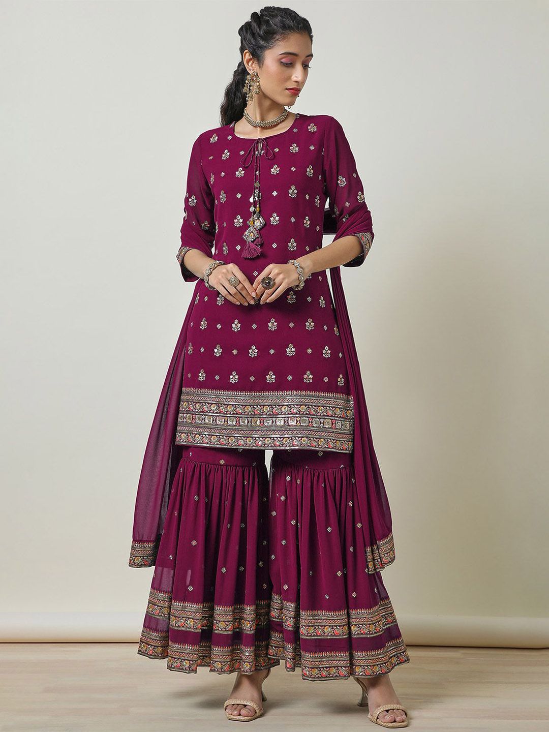 Dhiyona SO Women's Women Printed Regular Thread Work Kurta with Sharara & With Dupatta