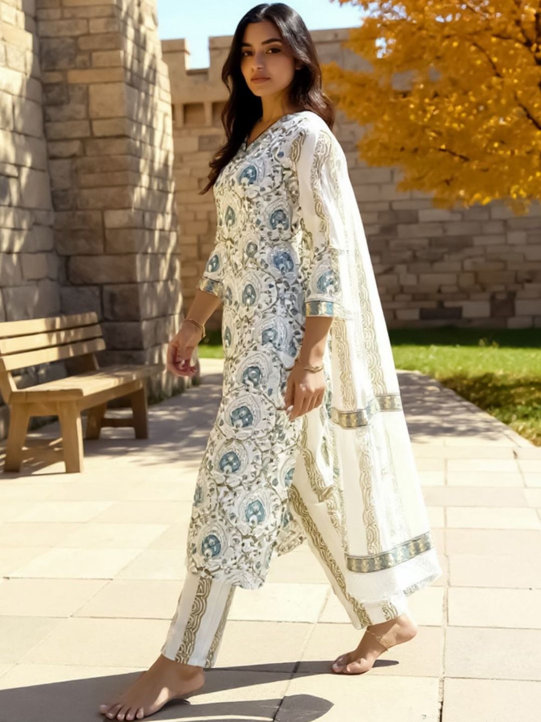 Women Ethnic Motifs Printed Cotton Kurta with Trousers & Dupatta