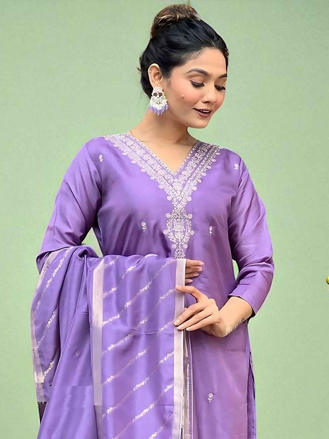 Dhiyona SN Women's Floral Embroidered Cotton Kurta with Trousers & Dupatta