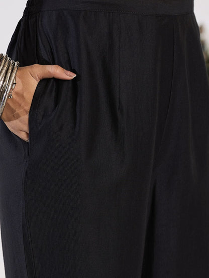 Dhiyona IE Floral Embroidered Round Neck Regular Liva Kurta With Trouser With Dupatta