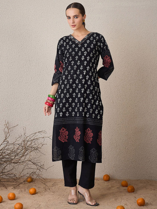 Floral Printed V-Neck Pure Cotton Straight Kurta With Trouser & Dupatta