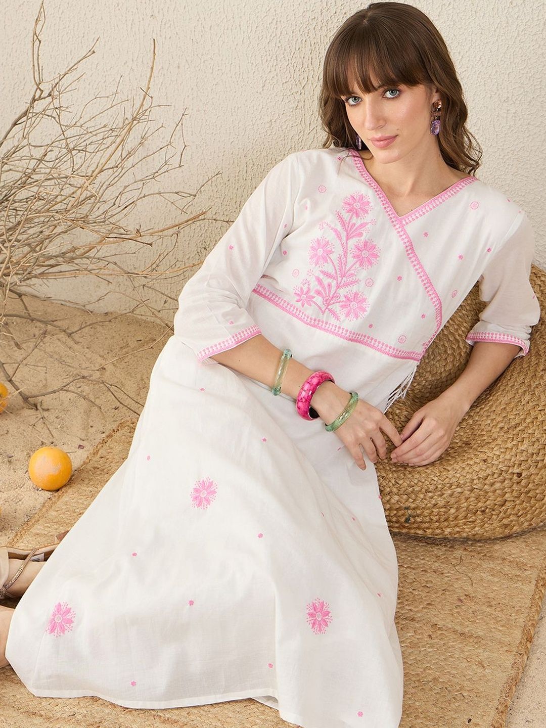 Women Floral Embroidered Cotton A-Line Kurta with Trousers