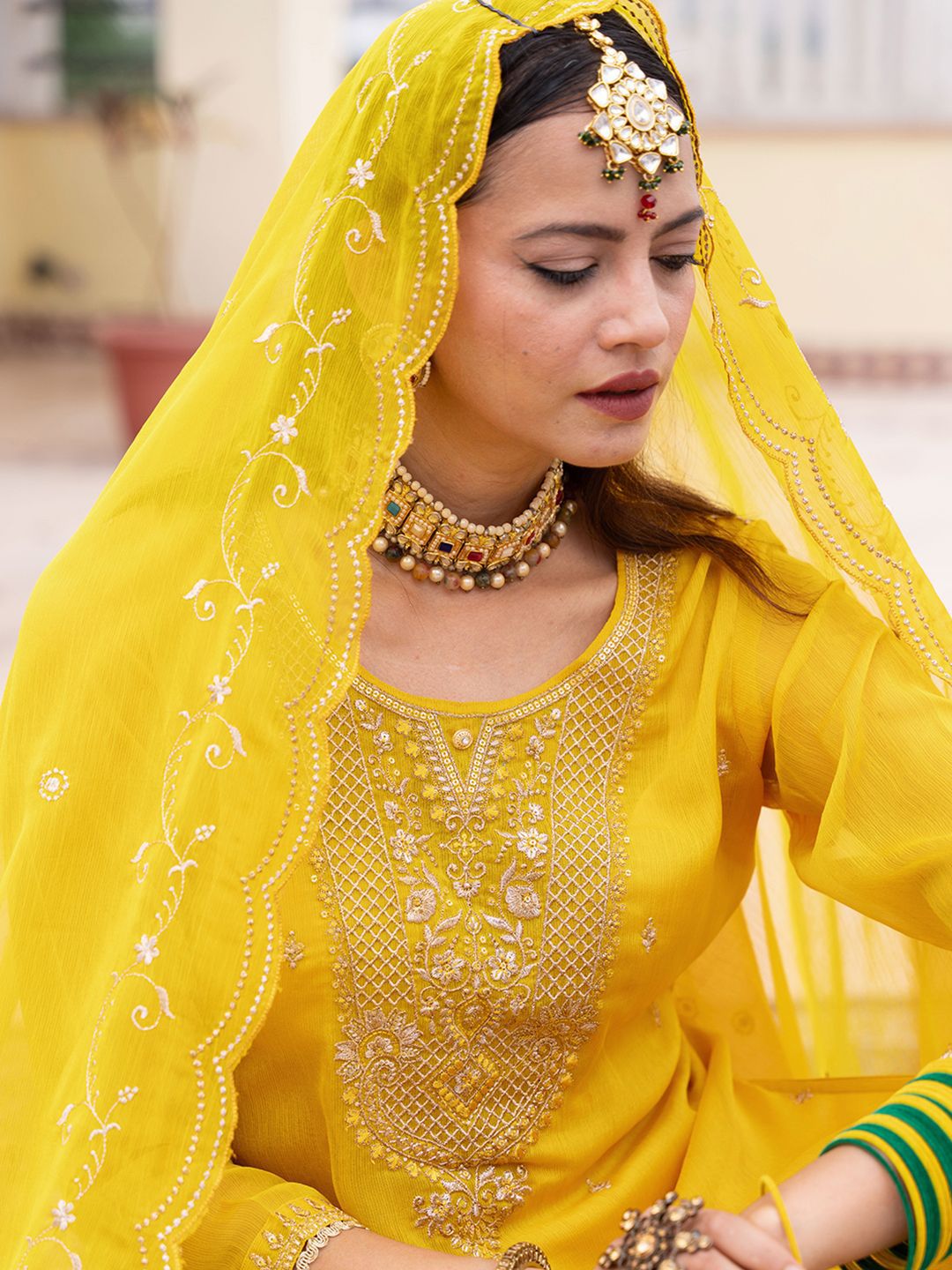 Dhiyona CH Women Ethnic Motifs Embroidered Thread Work Kurta with Trousers & Dupatta