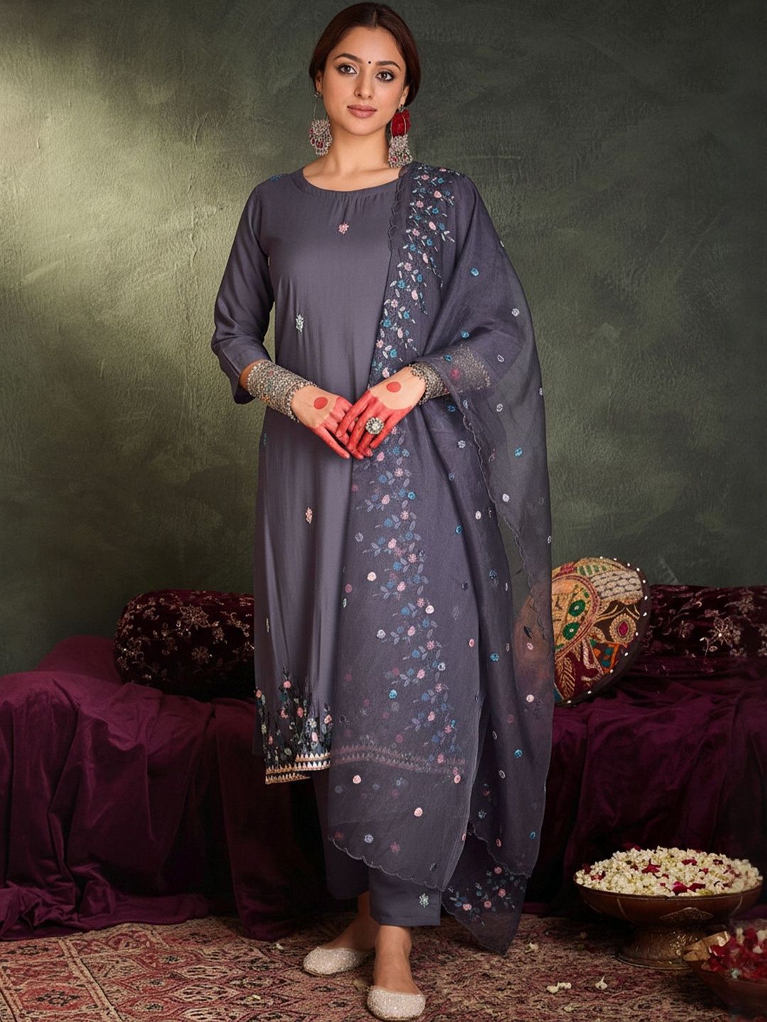 Floral Embroidered Thread Work Straight Kurta With Trousers & Dupatta