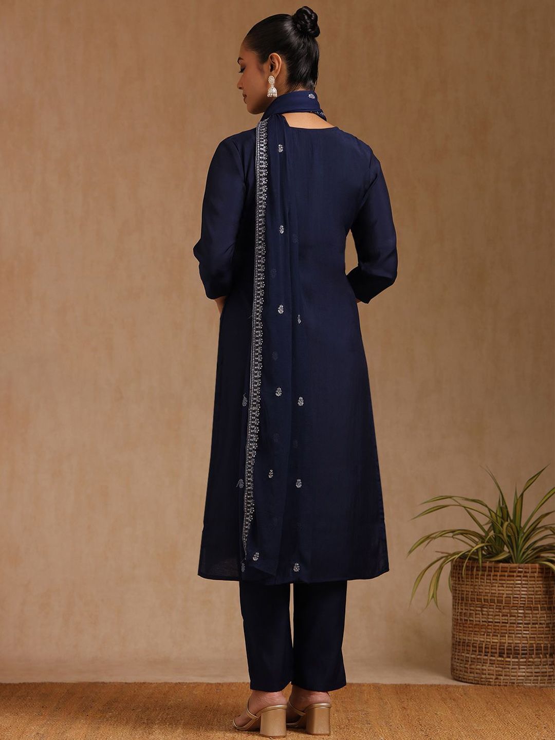 Dhiyona SO Women's Floral Embroidered Round Neck Sequinned Straight Kurta With Trousers & Dupatta