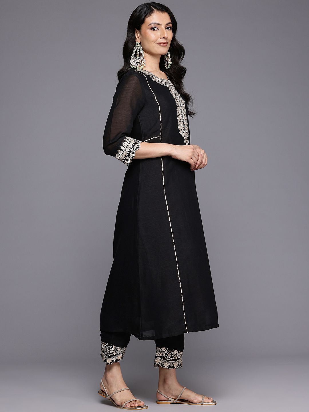 Dhiyona VA Women'sEthnic Motifs Embroidered Zari Panelled Kurta With Trousers & Dupatta