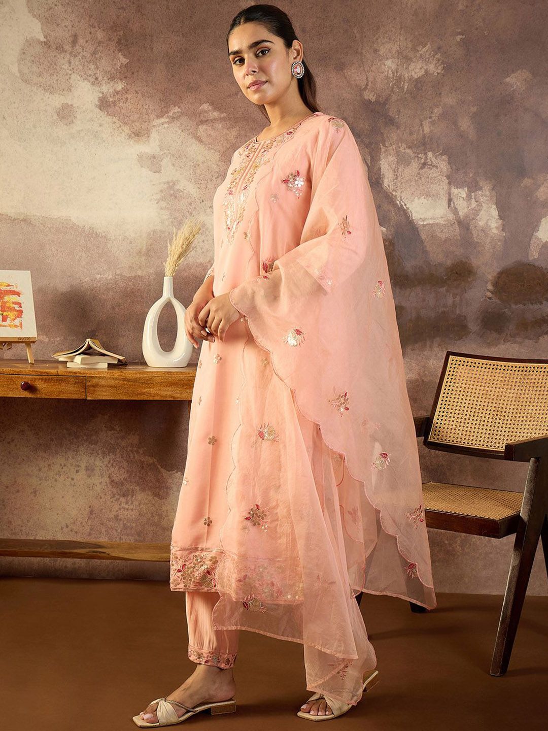 Women Floral Embroidered Round Neck Sequinned Kurta with Trousers & Dupatta