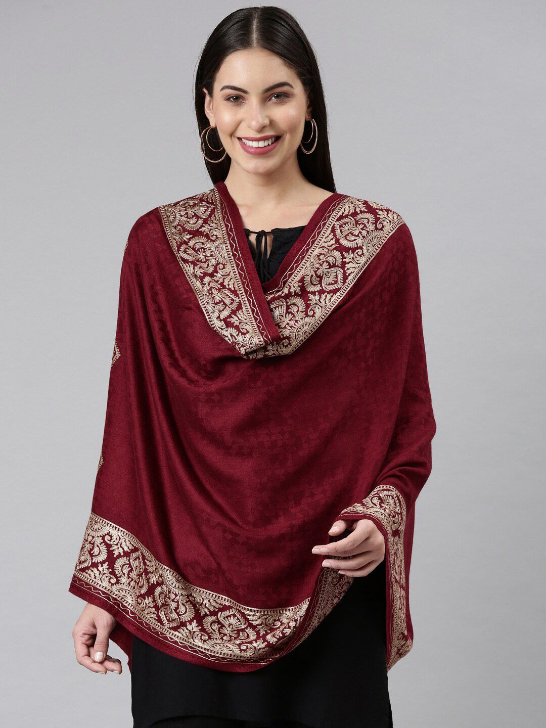 Dhiyona PA Floral Aari Embroidered Shawl