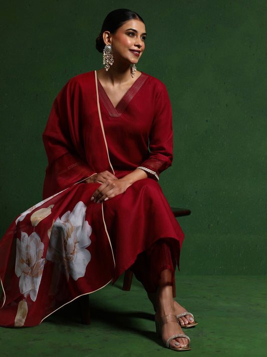 Dhiyona VA Women'sThread Work V-Neck Straight Kurta With Trousers And Dupatta