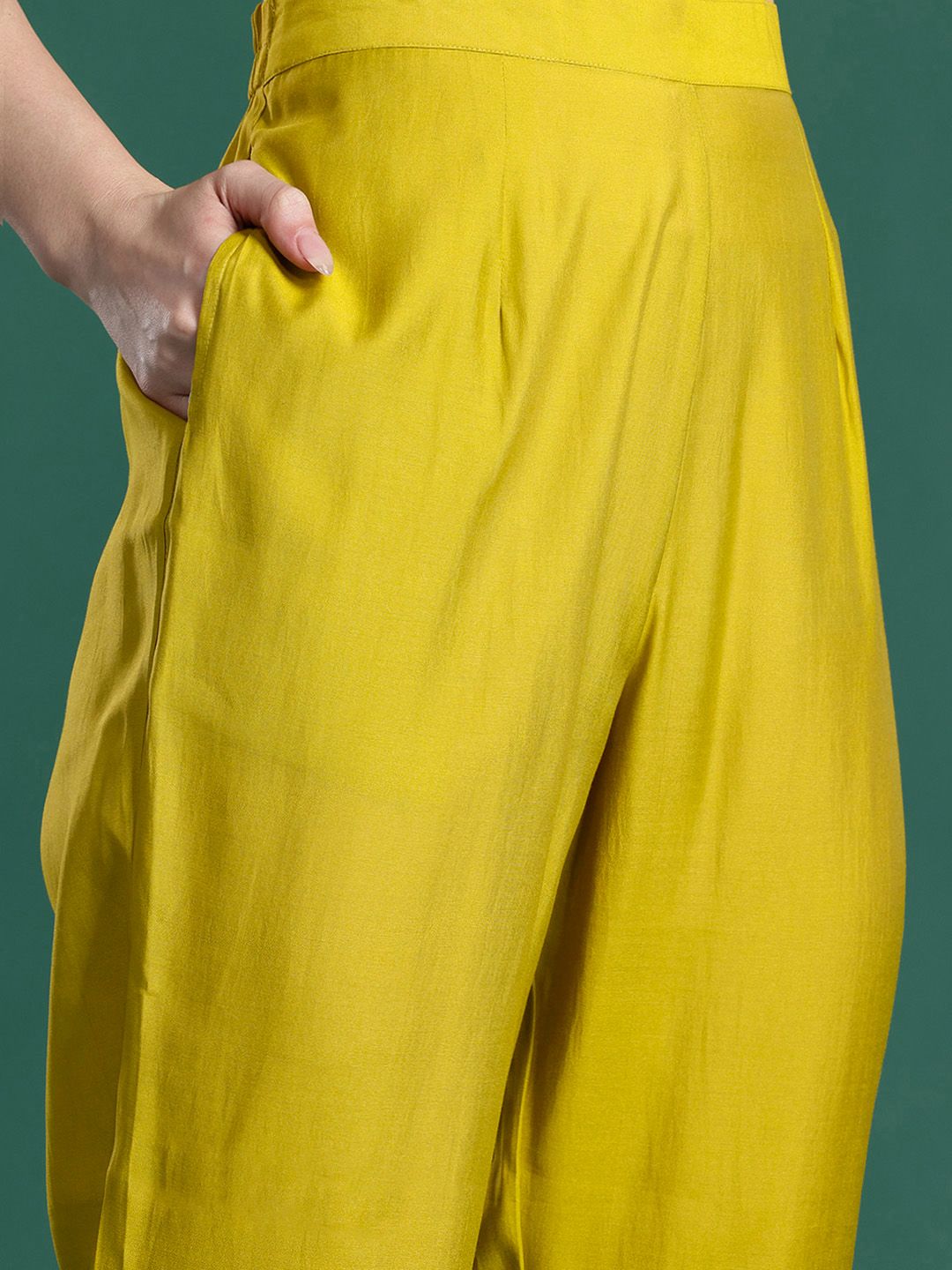 Dhiyona IE Floral Woven Design Sequinned Kurta with Trousers & With Dupatta