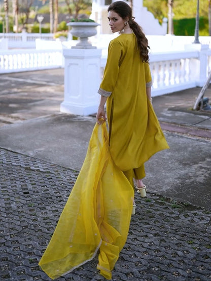 Ethnic Motifs Embroidered Straight Kurta with Trousers & Dupatta