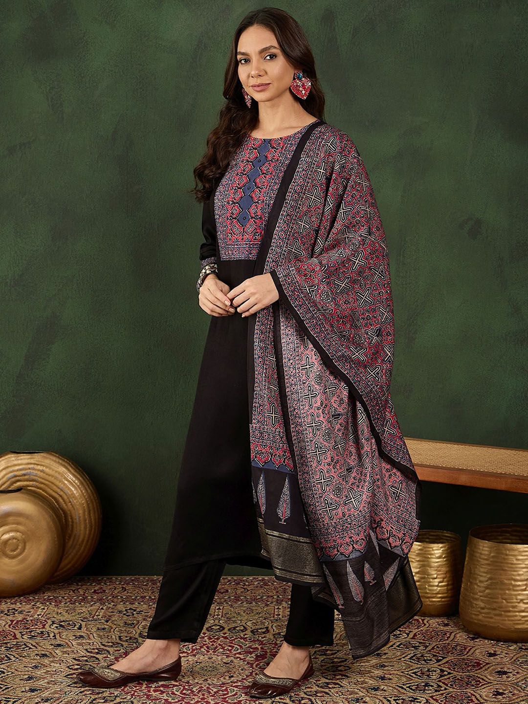 Dhiyona SN Women's Floral Printed Kurta with Trousers & Dupatta