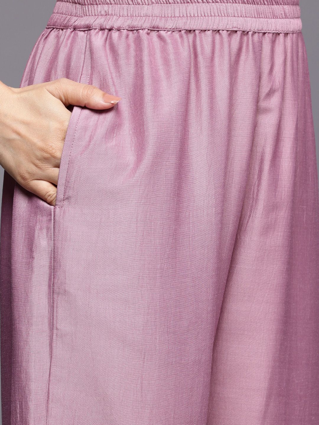 Dhiyona VA Women'sEmbroidered Zari Kurta With Palazzos & Dupatta