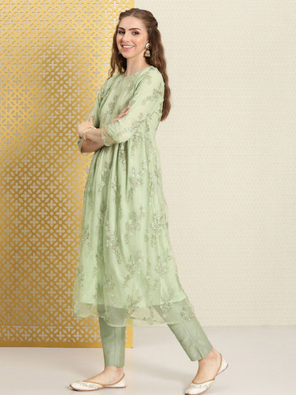 Dhiyona PD Women Women Floral Embroidered Empire Thread Work Net Jashn Kurta Set