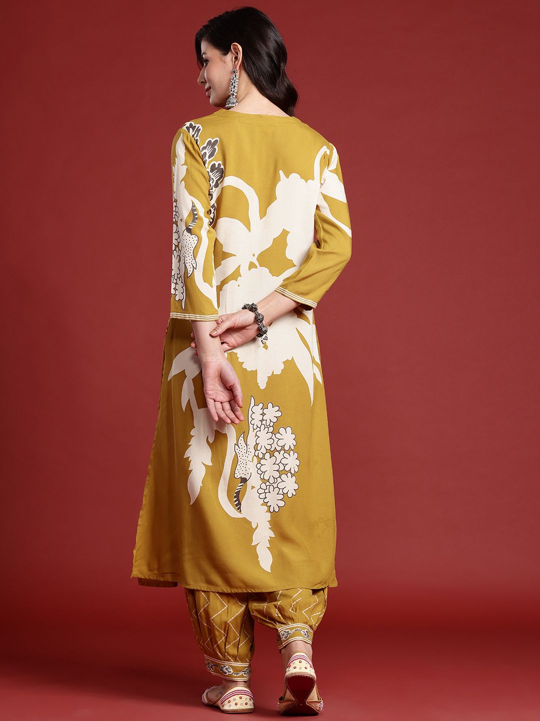 Bold Floral Printed Sequinned Kurta with Salwar Set