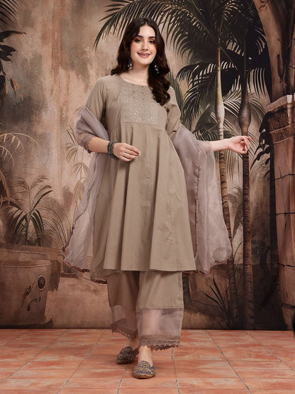 Dhiyona SN Women's Floral Embroidered Empire Pure Cotton Kurta Sets With Dupatta