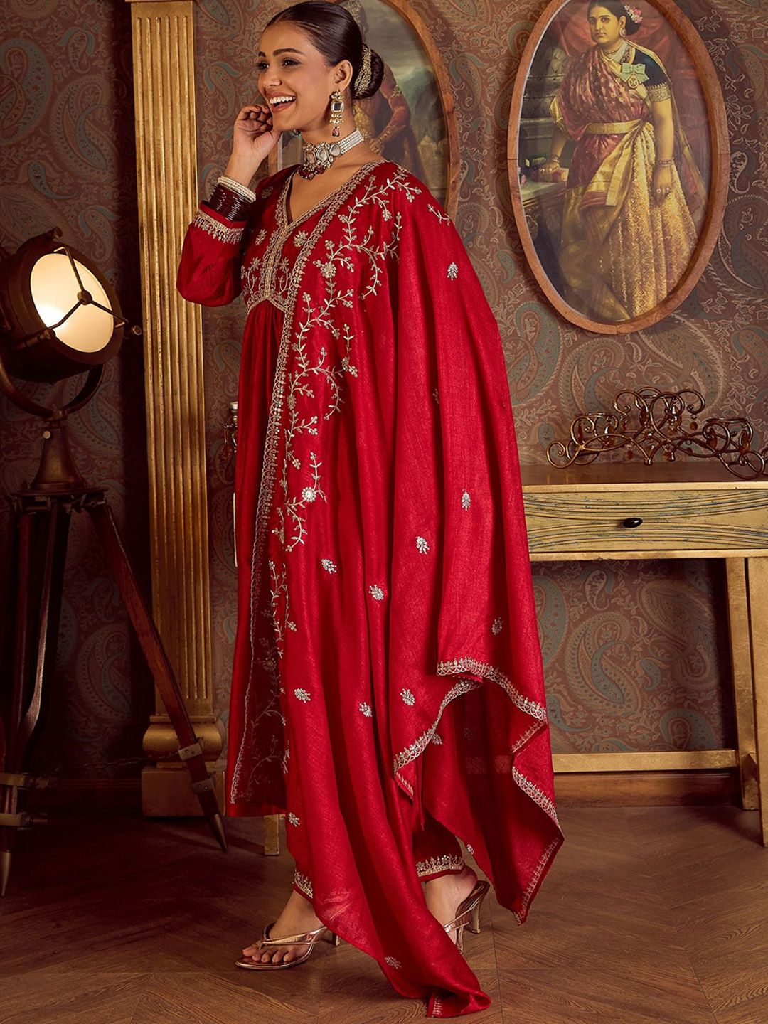 Women Floral Embroidered Empire Kurta with Trousers & With Dupatta