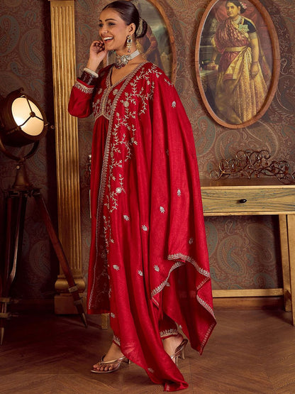 Women Floral Embroidered Empire Kurta with Trousers & With Dupatta