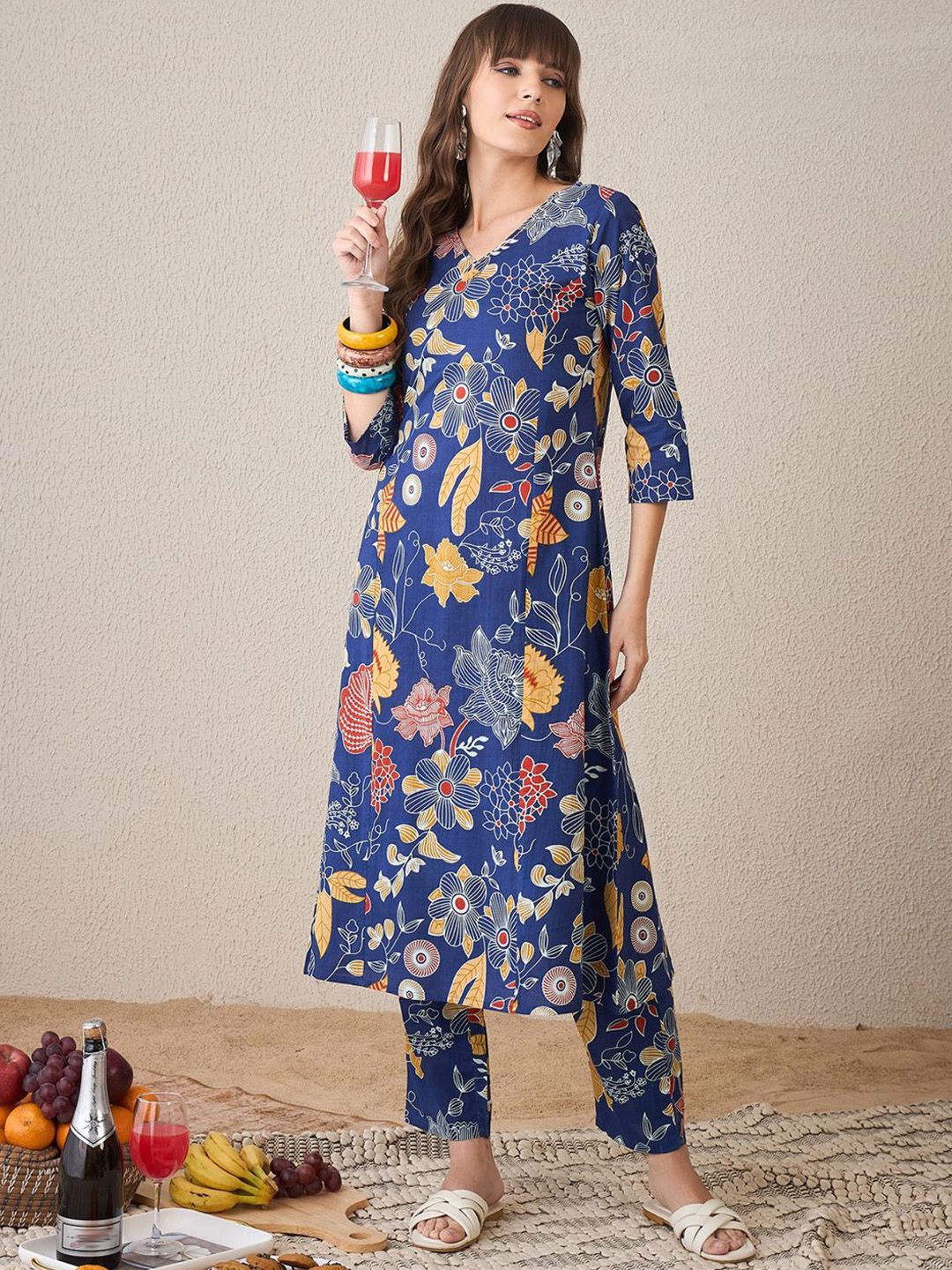 Dhiyona IE Women Floral Printed Regular Pure Cotton Kurta with Trousers