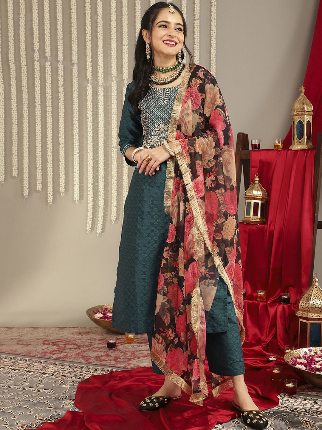 Dhiyona VA Women's Green Ethnic Motifs Embroidered Gotta Patti Kurta with Trousers & With Dupatta