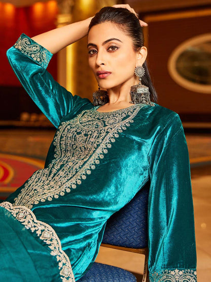 Women Ethnic Motifs Embroidered Regular Sequinned Velvet Kurta with Trousers & With Dupatta