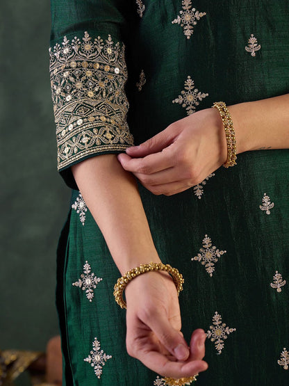 Ethnic Motifs Embroidered Round Neck Kurta With Trousers & Dupatta