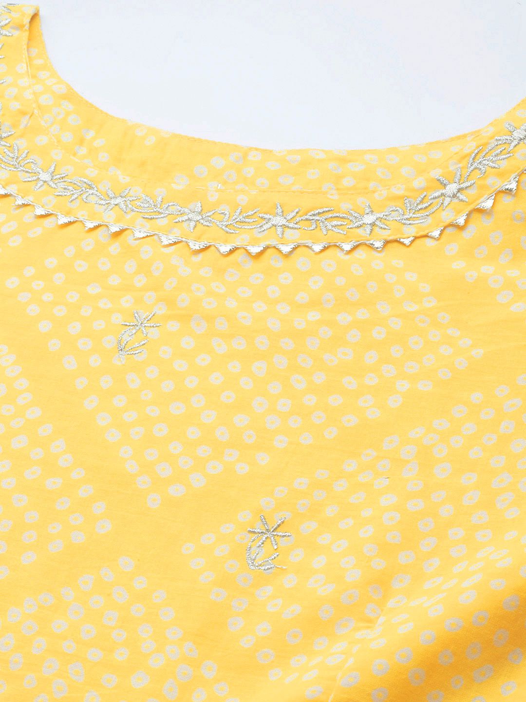 Dhiyona IE Women Yellow Printed Gotta Patti Kurta with Trousers