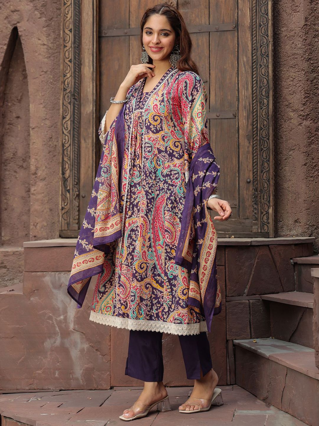 Dhiyona RR Women's Paisley Printed Thread Work Pure Cotton Kurta with Trousers & Dupatta
