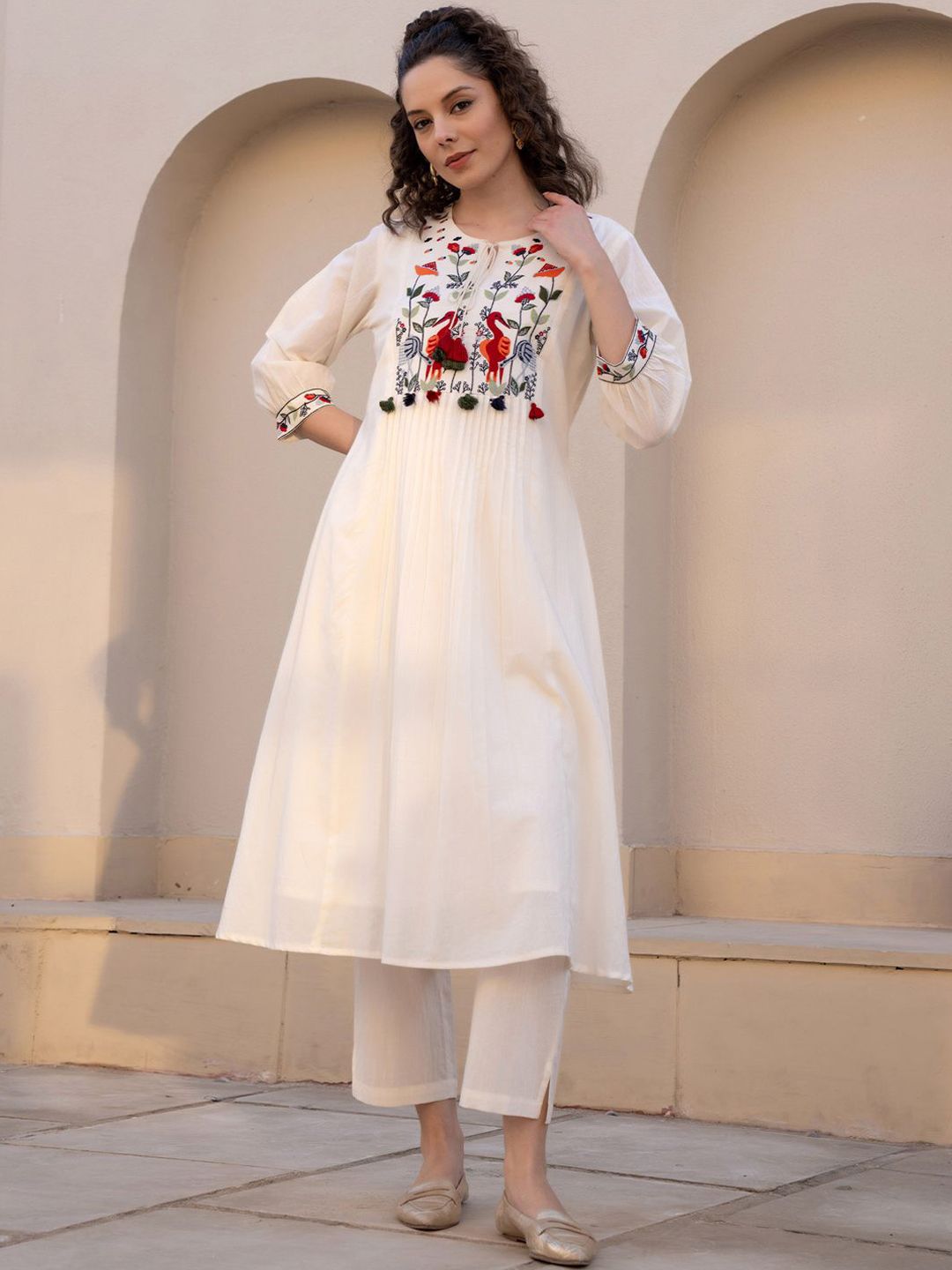 Dhiyona IE Floral Embroidered Tie-UP Neck Pleated A-Line Pure Cotton Kurta With Trousers