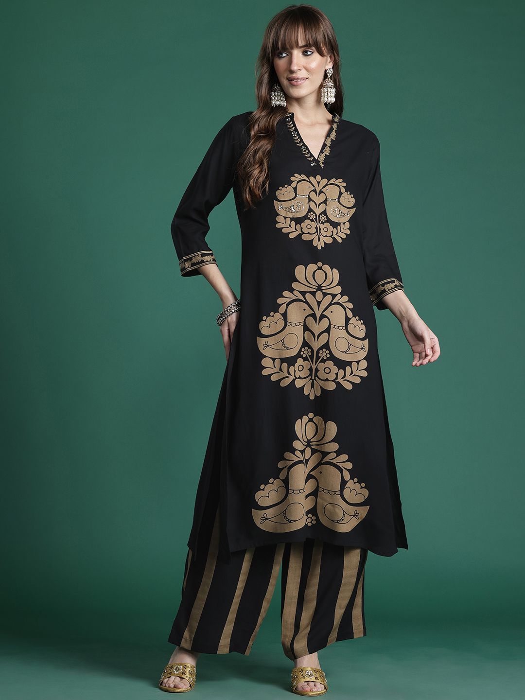 Ethnic Motifs Printed Thread Work Kurta with Palazzos