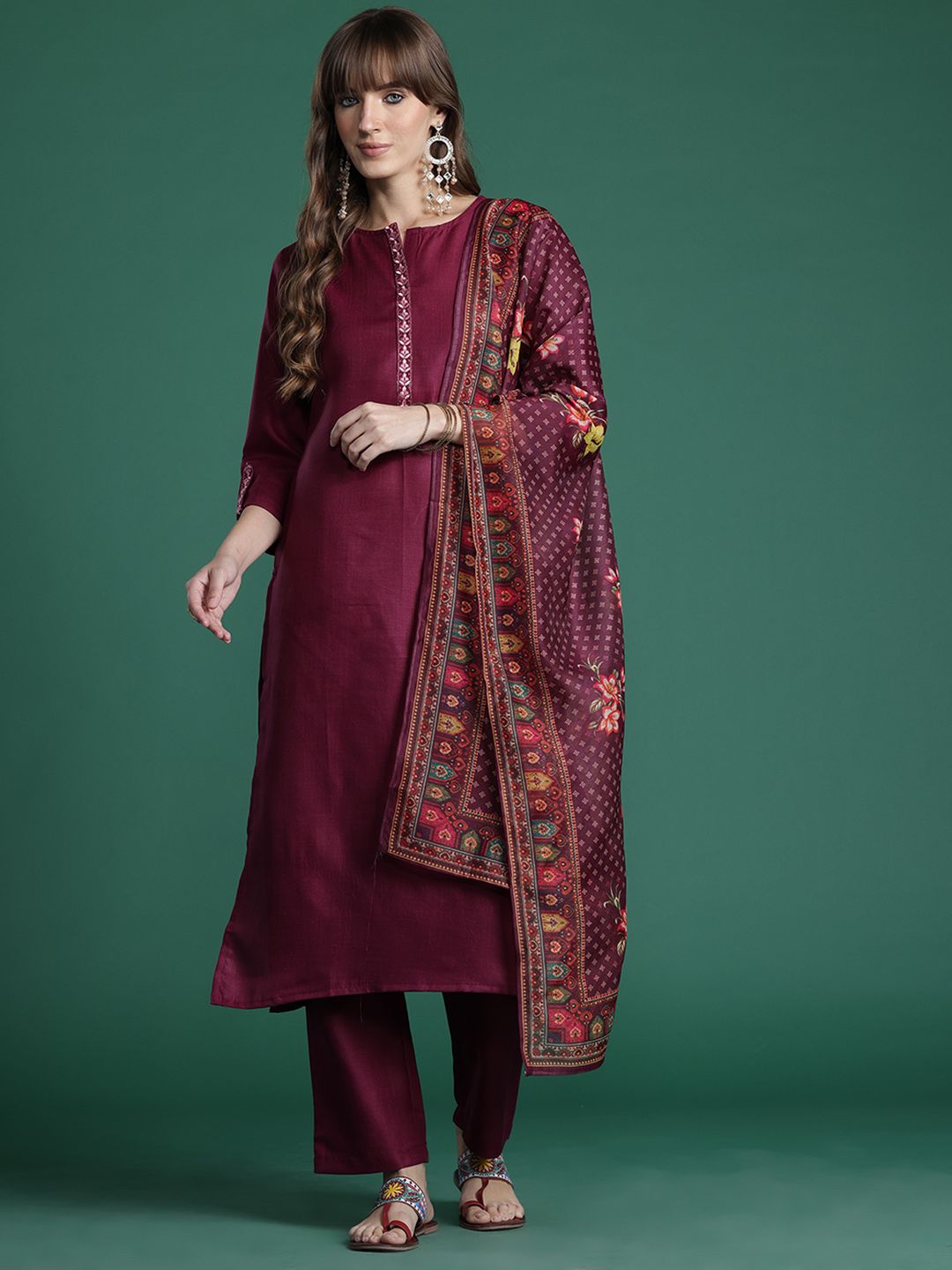 Ethnic Motifs Yoke Design Thread Work Kurta with Trousers & With Dupatta