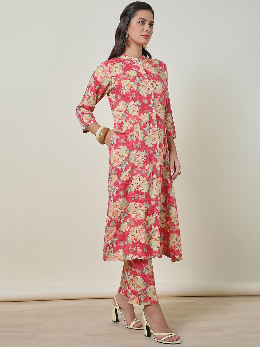 Dhiyona SO Women's Rayon Floral Print Kurta Set