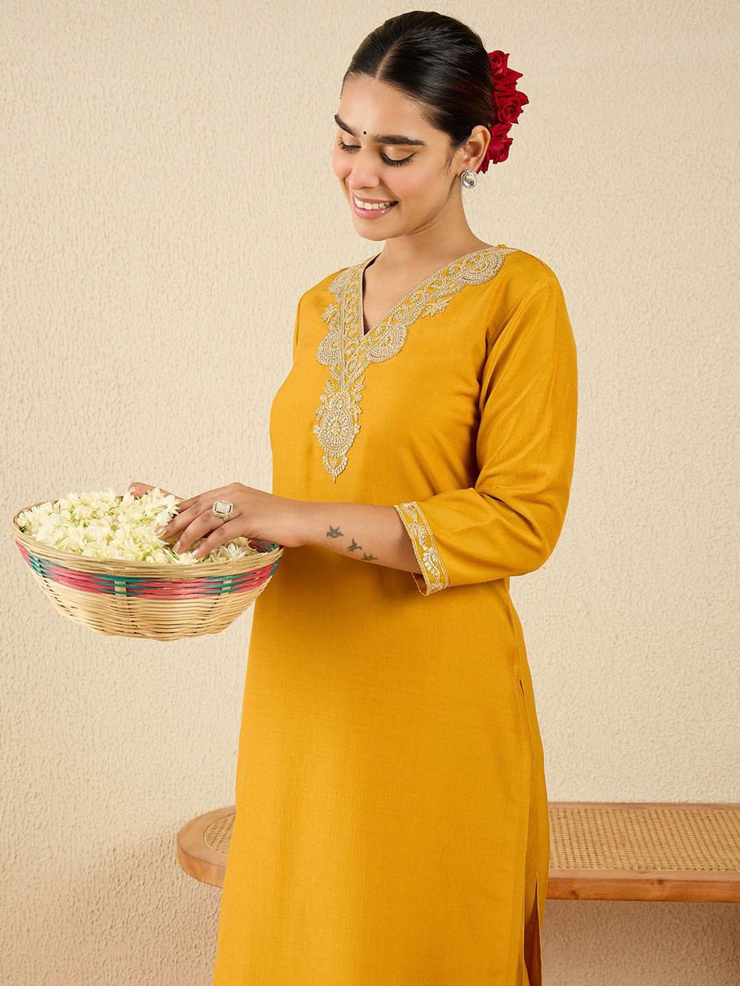 Ethnic Motifs Embroidered Sequinned Kurta With Trousers