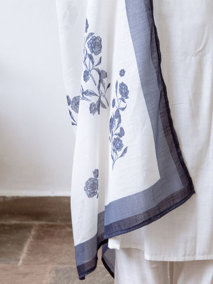 Women Floral Embroidered Regular Thread Work Pure Cotton Kurta with Trousers & With Dupatta