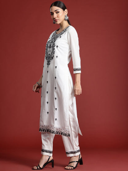 Dhiyona IE Floral Embroidered Thread Work Pure Cotton Kurta with Trousers & With Dupatta